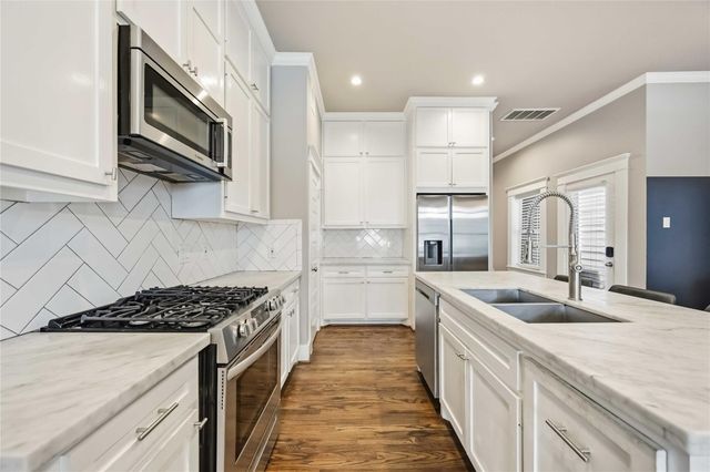 1006 Enid Street B, Houston, TX 77009