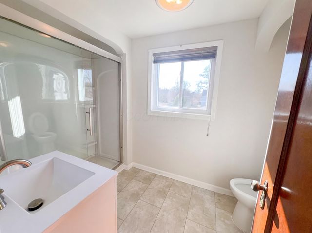 905 Vernon Road, Columbus, OH 43209