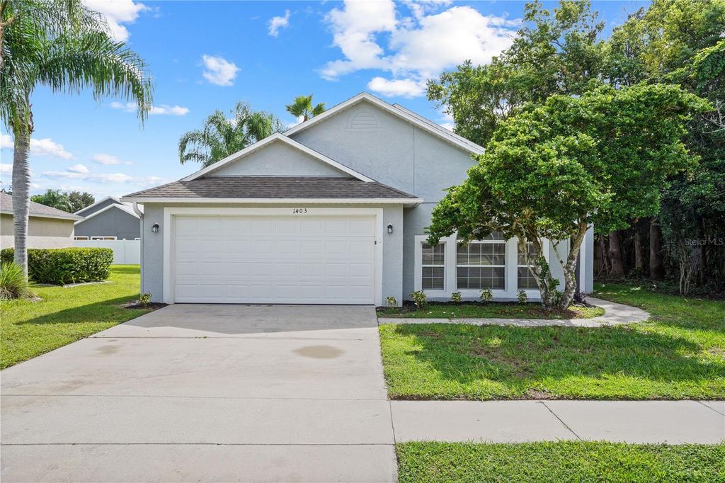 1403 ISLAND COVE DRIVE, Deland, FL 32724