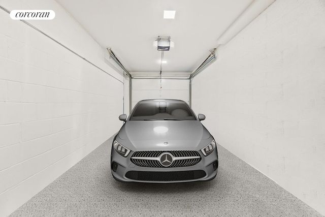 924 LAFAYETTE Avenue GARDEN, New York City, NY 11221