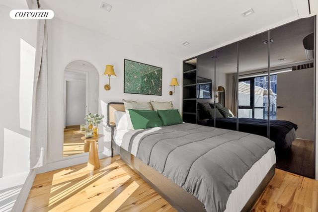 924 LAFAYETTE Avenue GARDEN, New York City, NY 11221