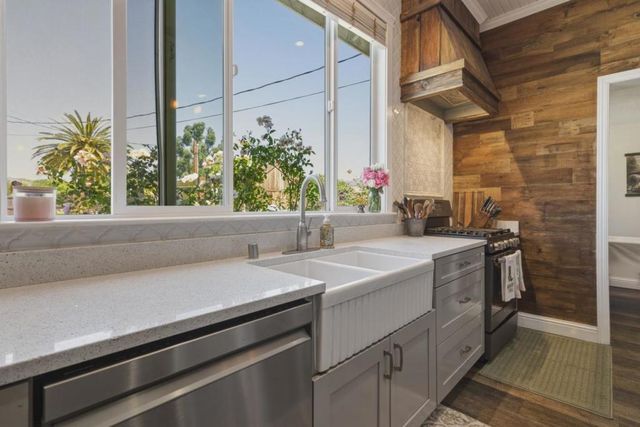 10930 Foothill Avenue, Gilroy, CA 95020