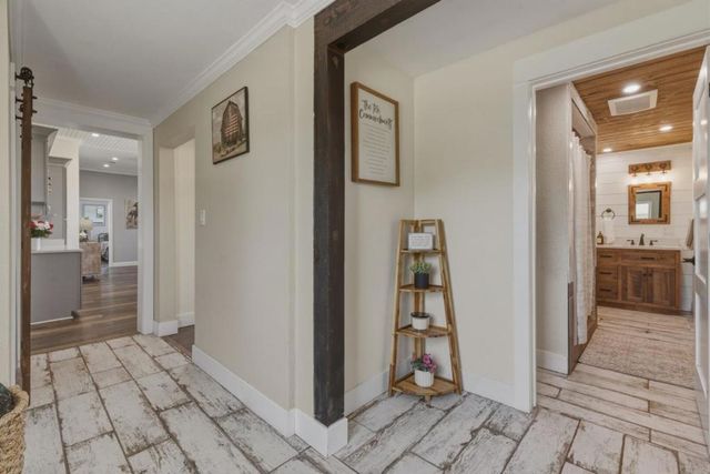 10930 Foothill Avenue, Gilroy, CA 95020
