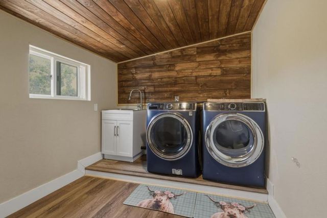 10930 Foothill Avenue, Gilroy, CA 95020