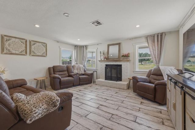 10930 Foothill Avenue, Gilroy, CA 95020