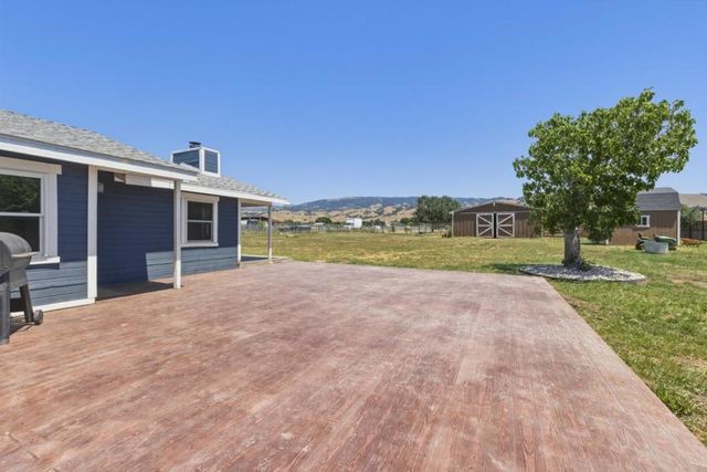 10930 Foothill Avenue, Gilroy, CA 95020