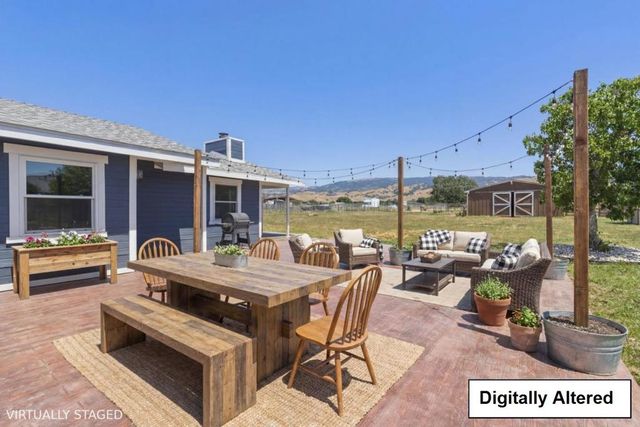 10930 Foothill Avenue, Gilroy, CA 95020