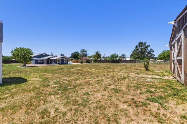 10930 Foothill Avenue, Gilroy, CA 95020