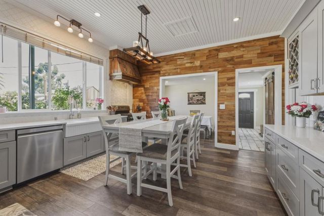10930 Foothill Avenue, Gilroy, CA 95020