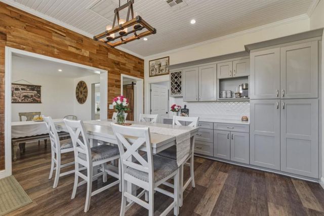 10930 Foothill Avenue, Gilroy, CA 95020