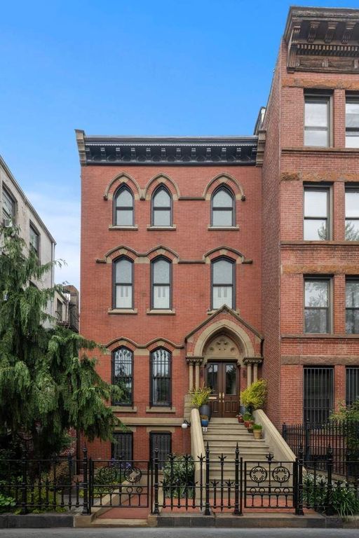 7 St Marks Avenue Entire Building, New York City, NY 11217