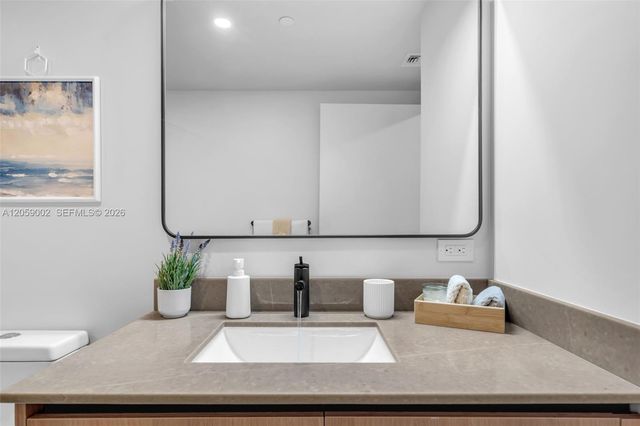 121 NE 5th Street 2708, Miami, FL 33132