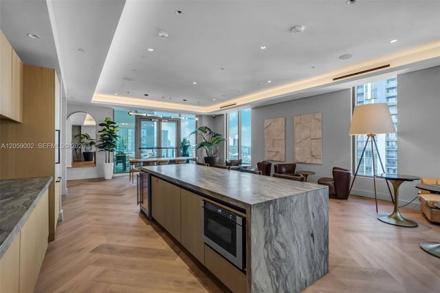 121 NE 5th Street 2708, Miami, FL 33132