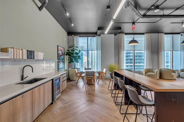 121 NE 5th Street 2708, Miami, FL 33132