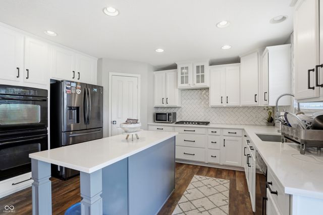 1456 Stormhaven, Greenwood, IN 46143