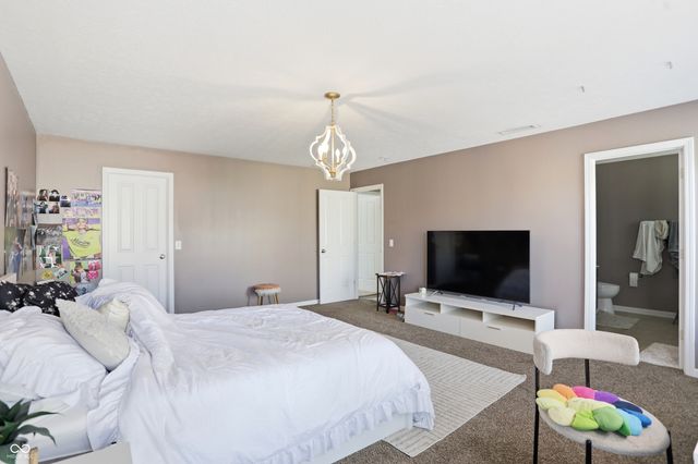 1456 Stormhaven, Greenwood, IN 46143