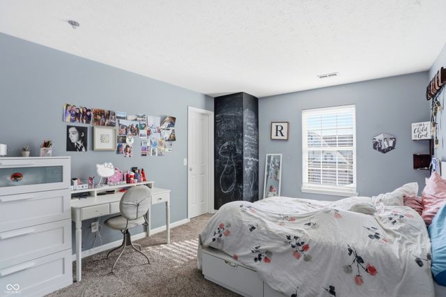 1456 Stormhaven, Greenwood, IN 46143