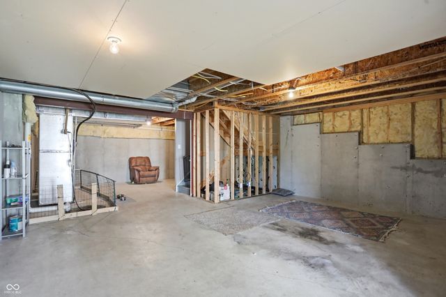 1456 Stormhaven, Greenwood, IN 46143