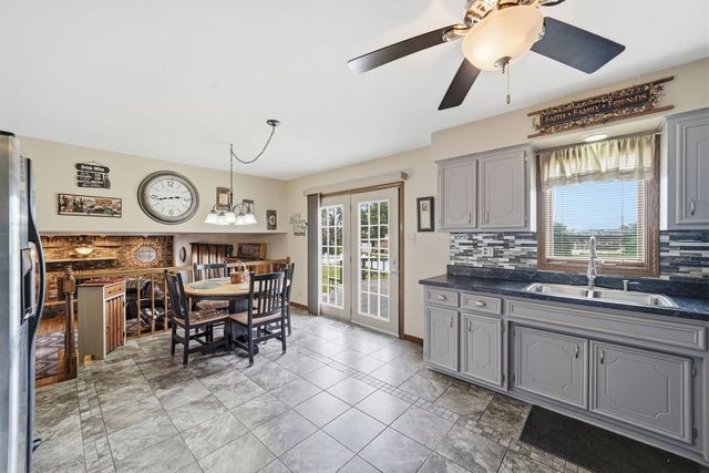 14807 Becky Court, Oak Forest, IL 60452