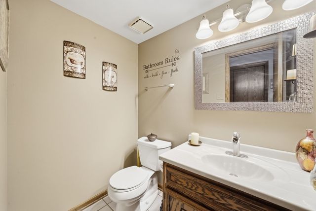 14807 Becky Court, Oak Forest, IL 60452
