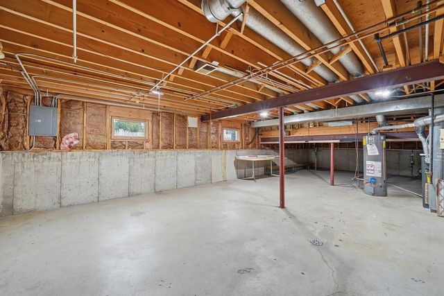 14807 Becky Court, Oak Forest, IL 60452
