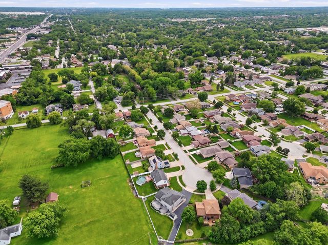 14807 Becky Court, Oak Forest, IL 60452