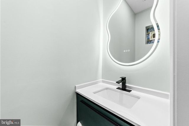 914 W DUNCANNON AVE, Philadelphia, PA 19141