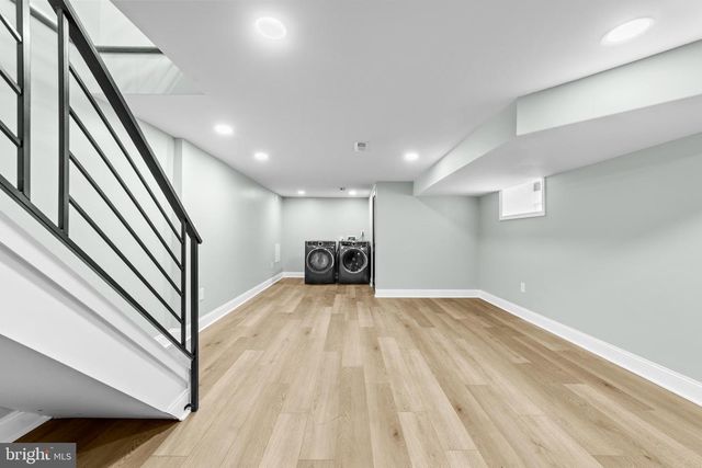 914 W DUNCANNON AVE, Philadelphia, PA 19141