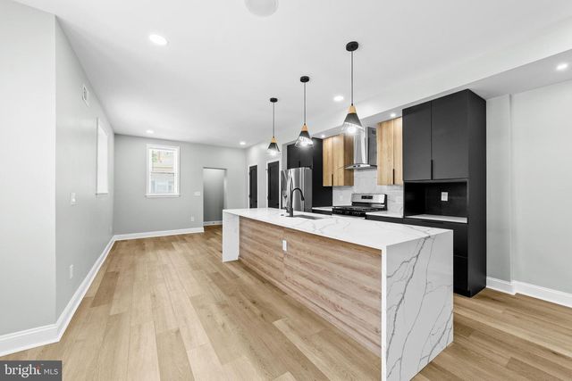 914 W DUNCANNON AVE, Philadelphia, PA 19141