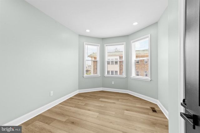 914 W DUNCANNON AVE, Philadelphia, PA 19141