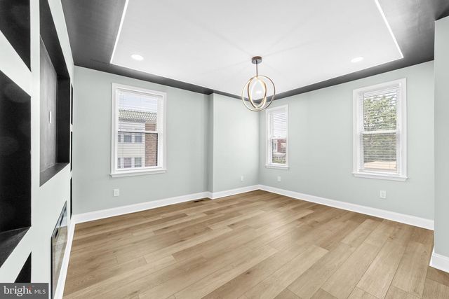 914 W DUNCANNON AVE, Philadelphia, PA 19141