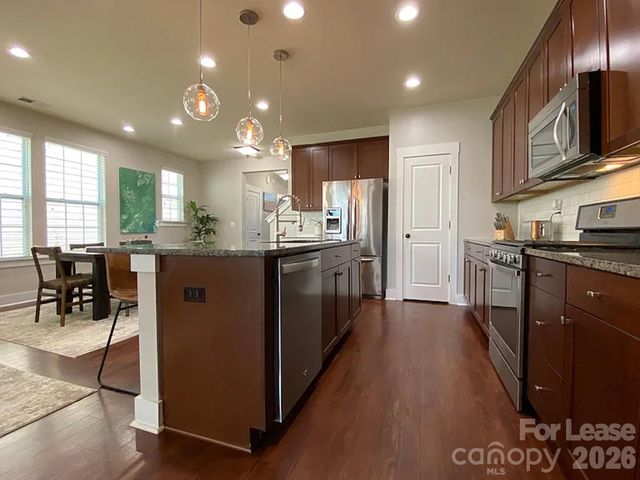 2410 Woodward Avenue, Charlotte, NC 28206