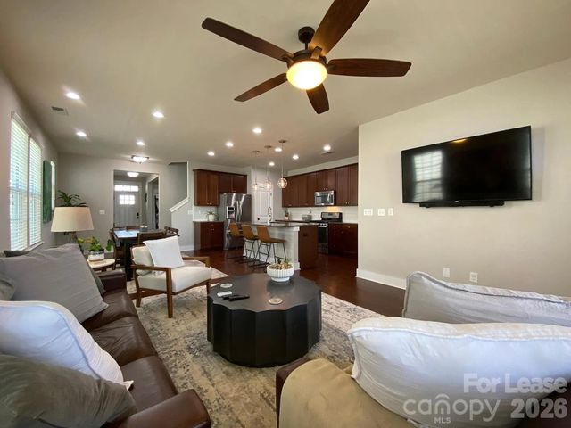 2410 Woodward Avenue, Charlotte, NC 28206