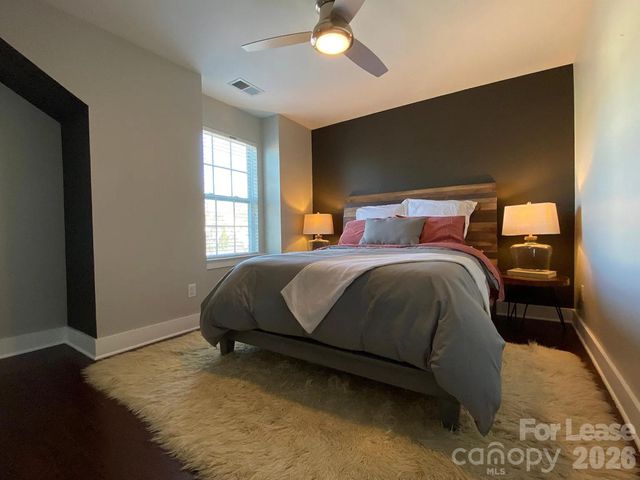 2410 Woodward Avenue, Charlotte, NC 28206