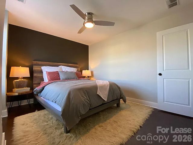 2410 Woodward Avenue, Charlotte, NC 28206