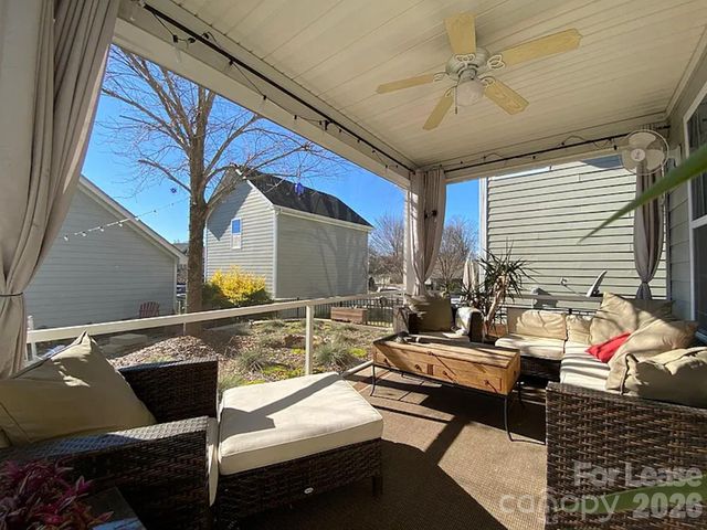 2410 Woodward Avenue, Charlotte, NC 28206