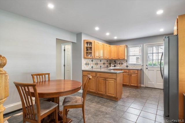 44 Garfield Place, East Northport, NY 11731