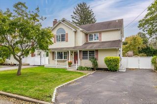 44 Garfield Place, East Northport, NY 11731