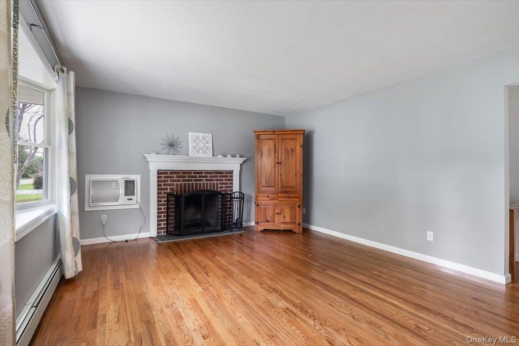 44 Garfield Place, East Northport, NY 11731 — photo 5