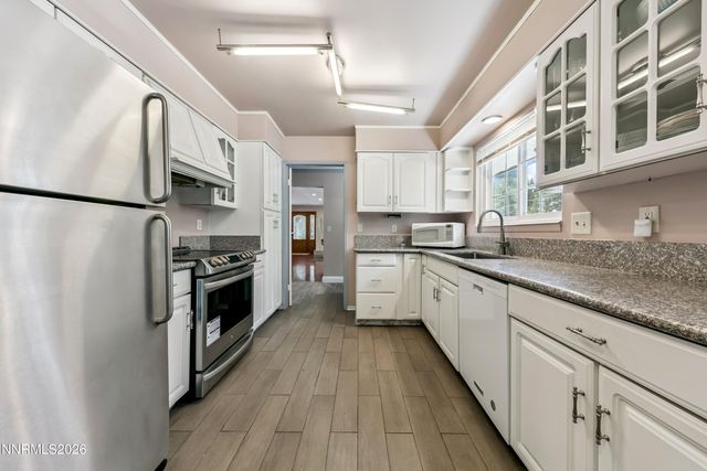 3463 Anne Street, South Lake Tahoe, CA 96150
