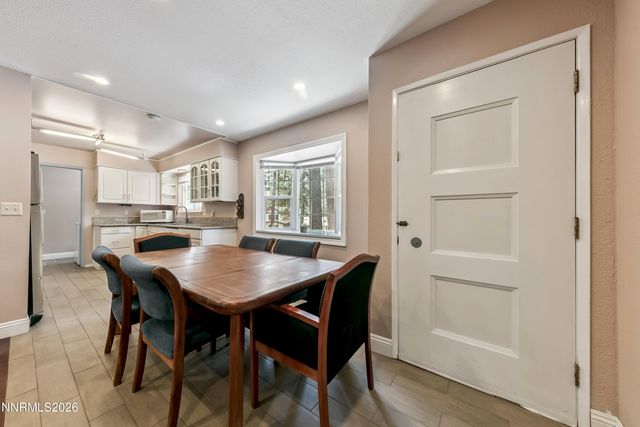 3463 Anne Street, South Lake Tahoe, CA 96150