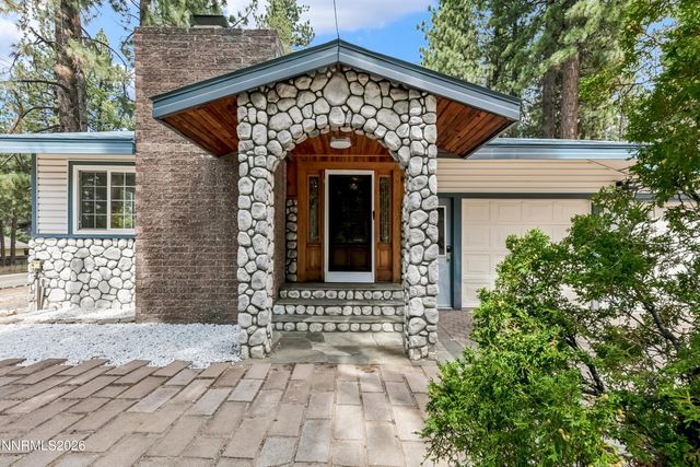 3463 Anne Street, South Lake Tahoe, CA 96150