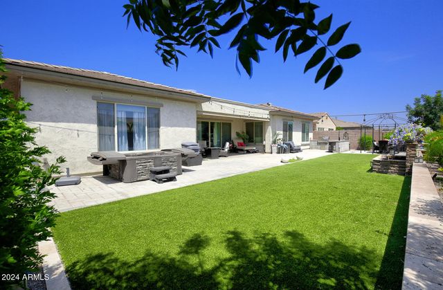 10611 E TUMBLEWEED Avenue, Mesa, AZ 85212