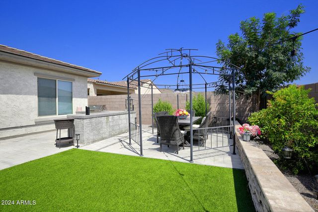 10611 E TUMBLEWEED Avenue, Mesa, AZ 85212