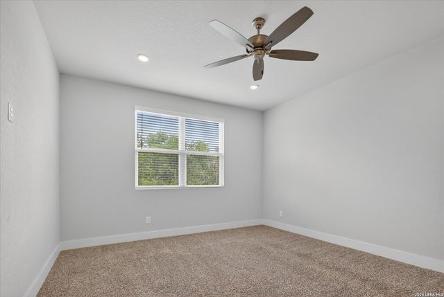 7154 Walkers Loop, Live Oak, TX 78233