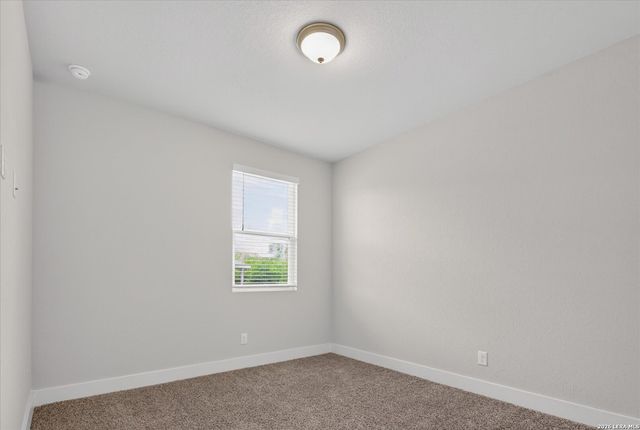 7154 Walkers Loop, Live Oak, TX 78233