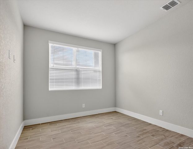 7154 Walkers Loop, Live Oak, TX 78233
