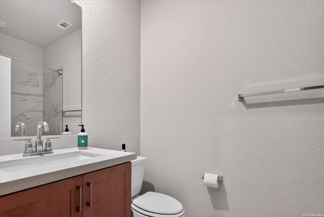 7154 Walkers Loop, Live Oak, TX 78233