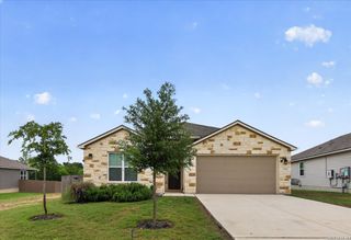 7154 Walkers Loop, Live Oak, TX 78233