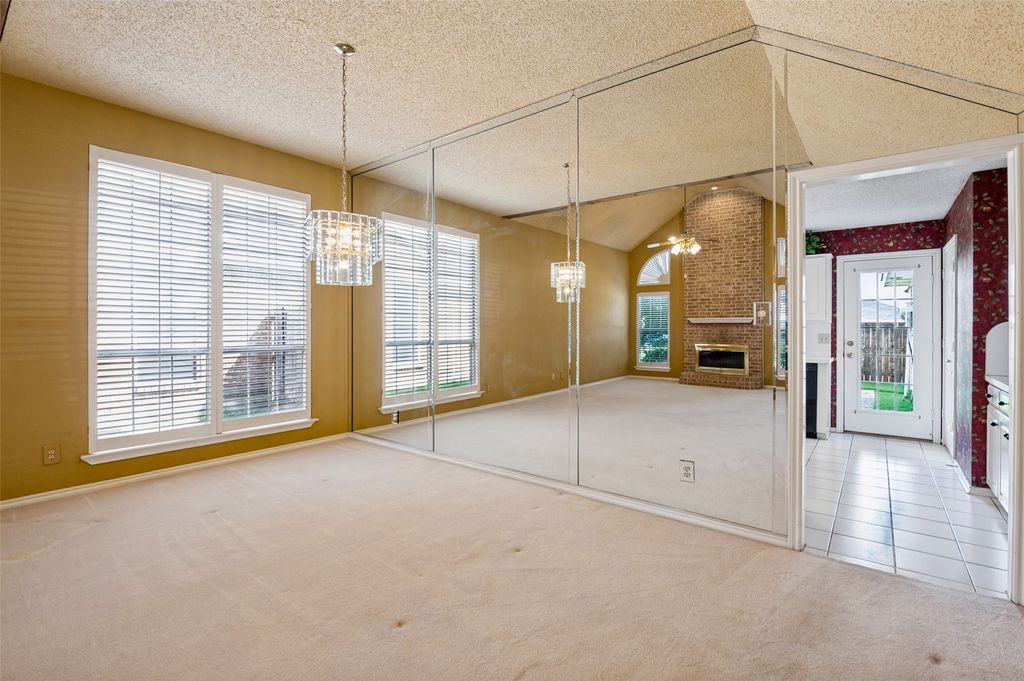 1110 Emily Lane, Carrollton, TX 75010 — photo 4